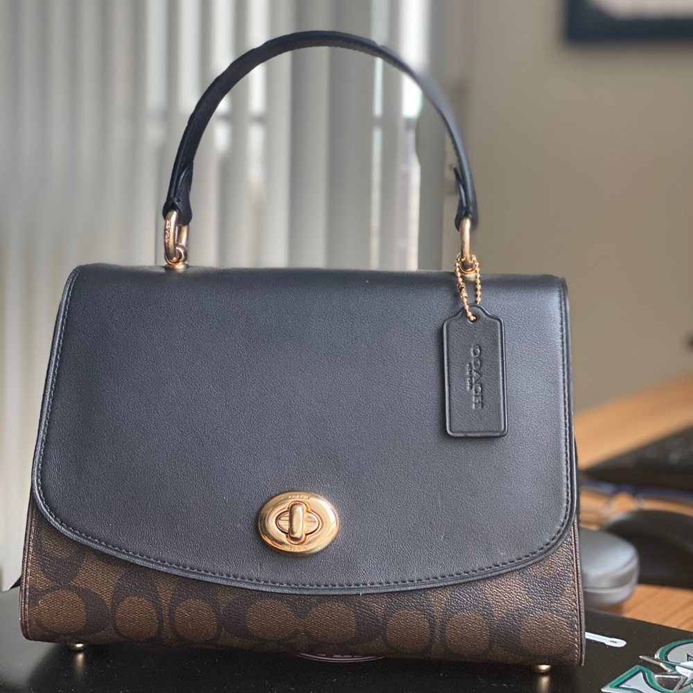 COACH Tilly Top Handle Satchel 🤎👜🖤